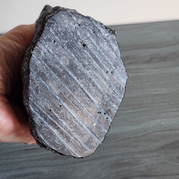 Vintage Seal Figurine on Rock Silver Gray Marine Animal Coastal Home Décor - Picture 6 of 6